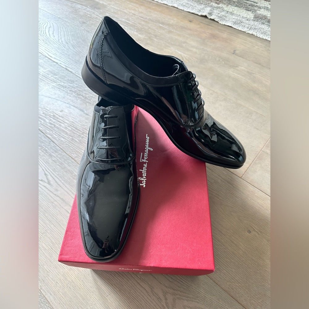 Brand new, authentic Salvatore Ferragamo men’s Dress Shoes